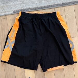 2XU Black and Orange Men's Athletic Running Shorts